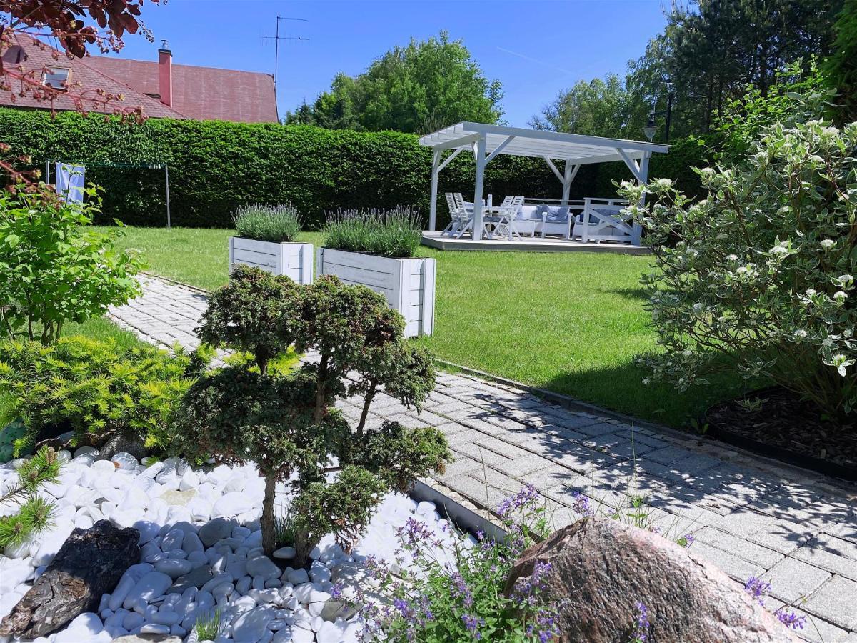 Szary Domek Apartamenty Ustka Buitenkant foto