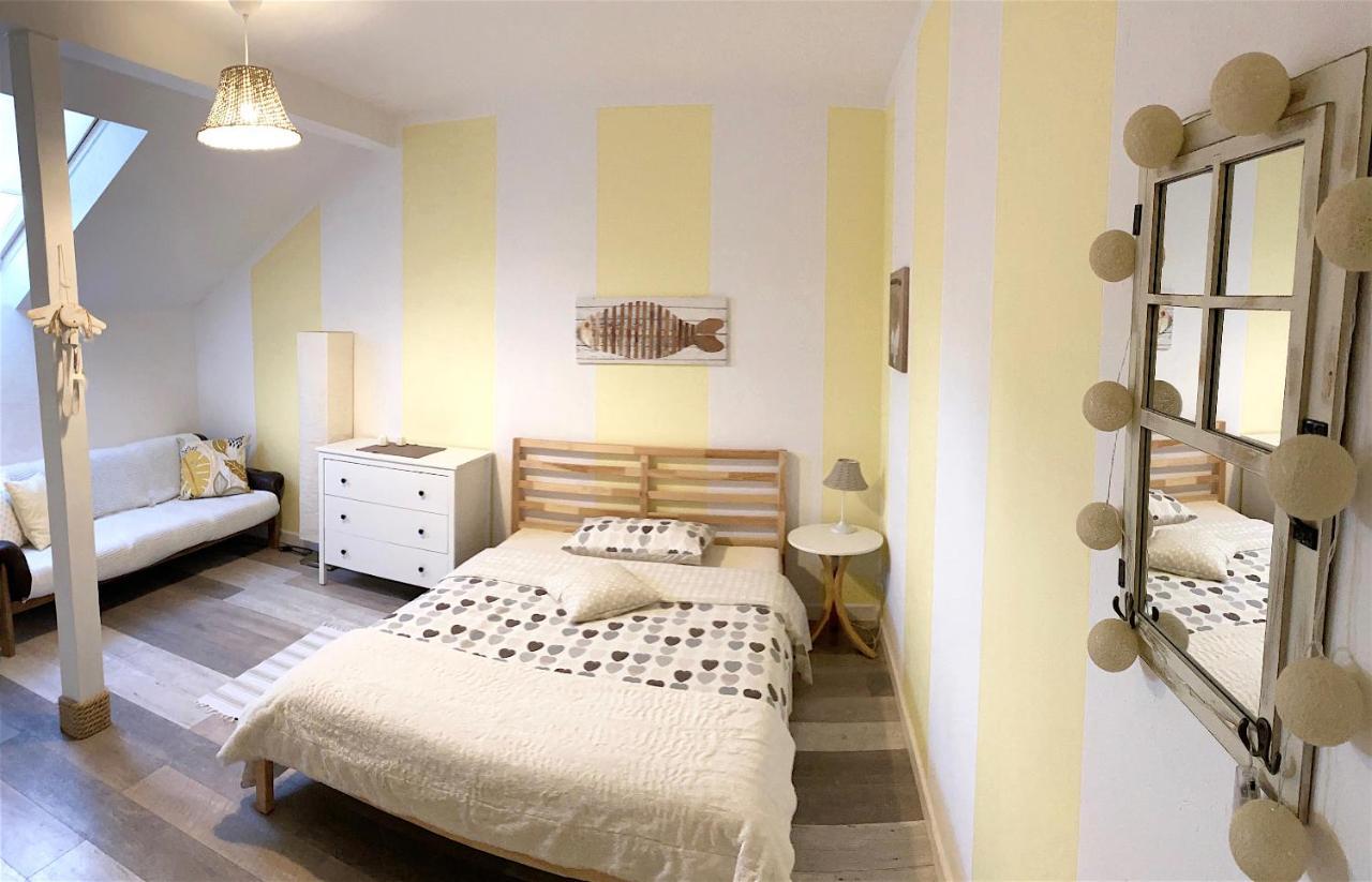 Szary Domek Apartamenty Ustka Buitenkant foto