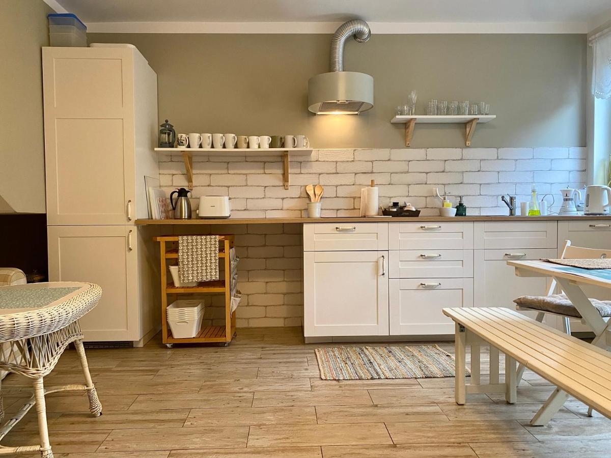 Szary Domek Apartamenty Ustka Buitenkant foto