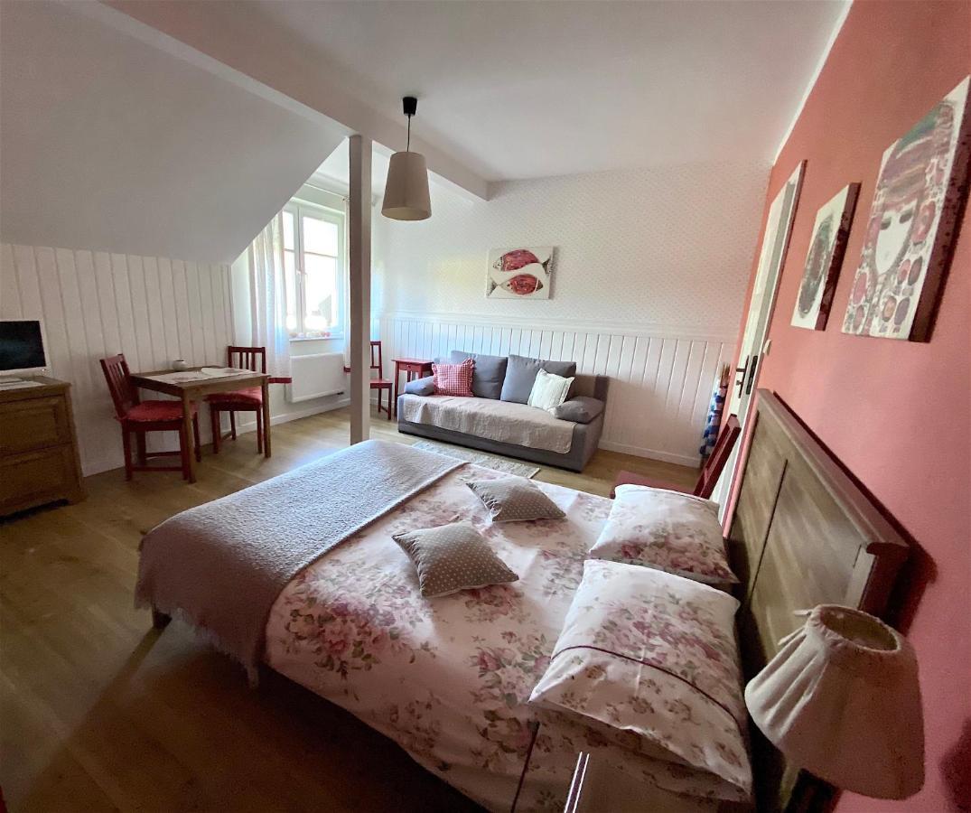 Szary Domek Apartamenty Ustka Buitenkant foto